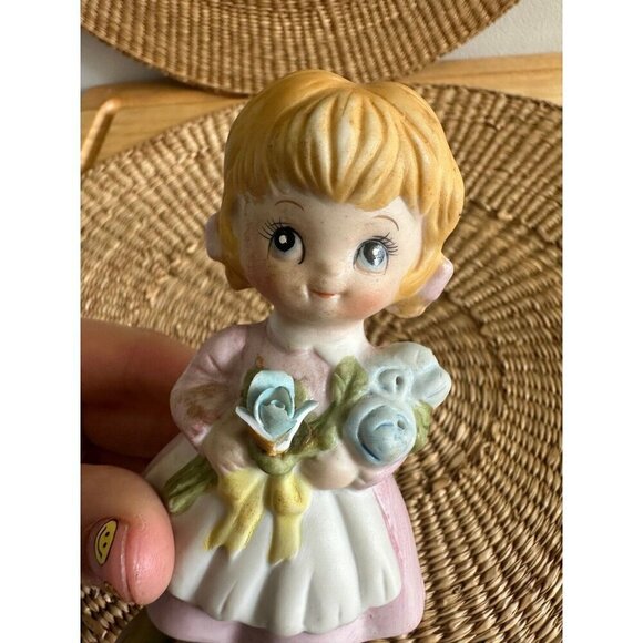 CMA Inc 1980 girl Figurine - Picture 3 of 7